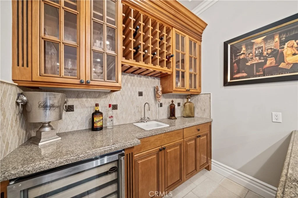 Photo of 325 N Terrace View