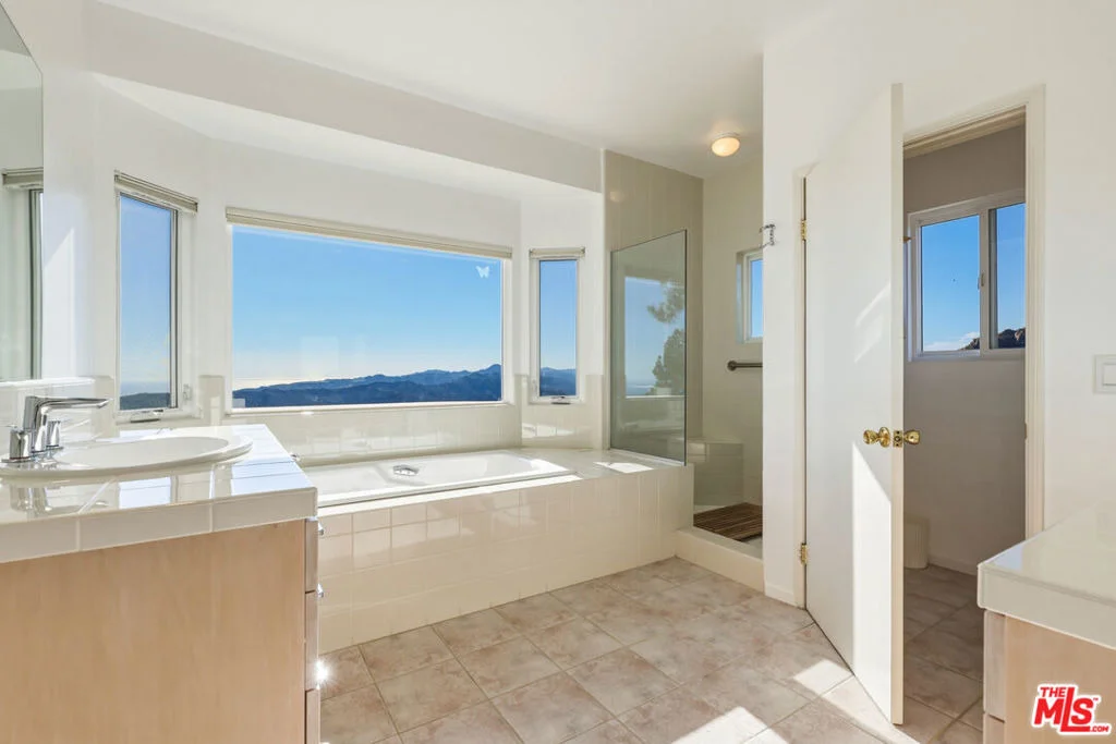 Photo of 229 Lorine Lane