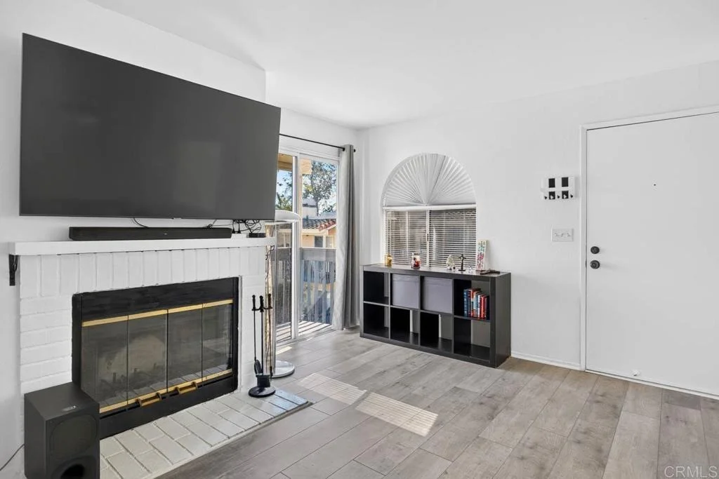 Photo of Unit 4 at 8475 Avenida Anguila