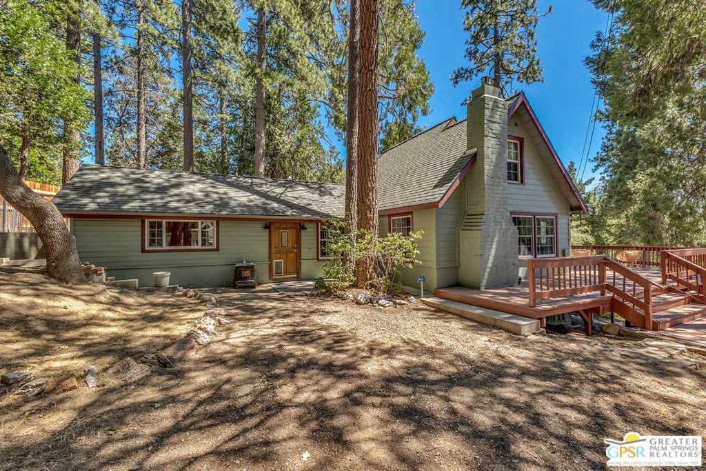 Photo of 52620 Pine Cove Road