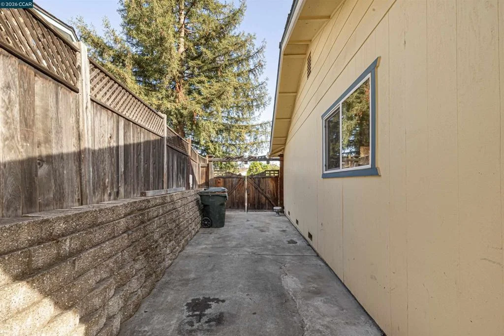 Photo of 912 Marie Ave