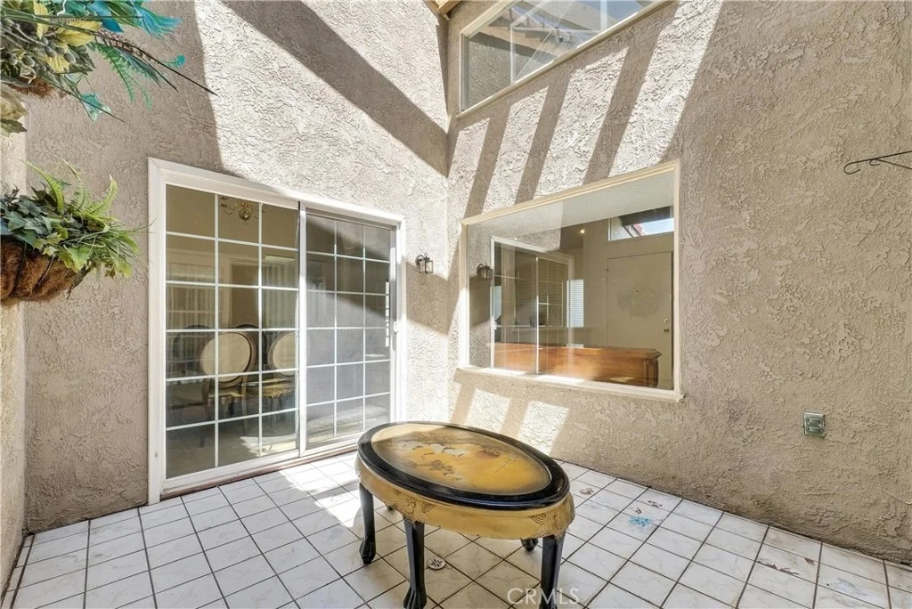 Photo of 451 Corte Rojo