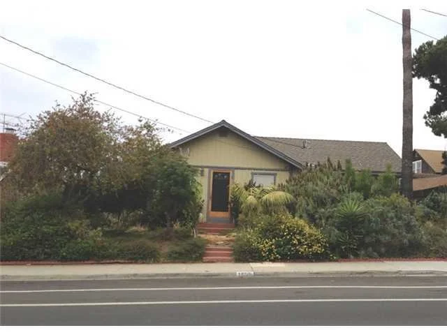 Photo of 1650 Chestnut Avenue