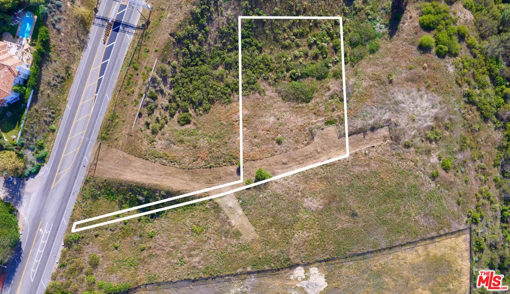 Photo of 6041 Kanan Dume Road