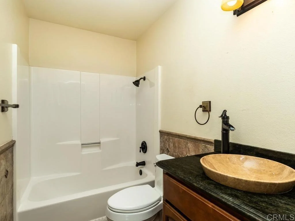 Photo of 4798 Hillside Drive
