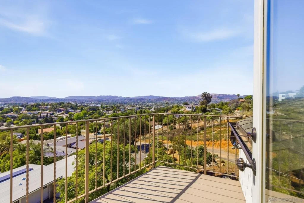 Photo of 931 Sol Vista Glen