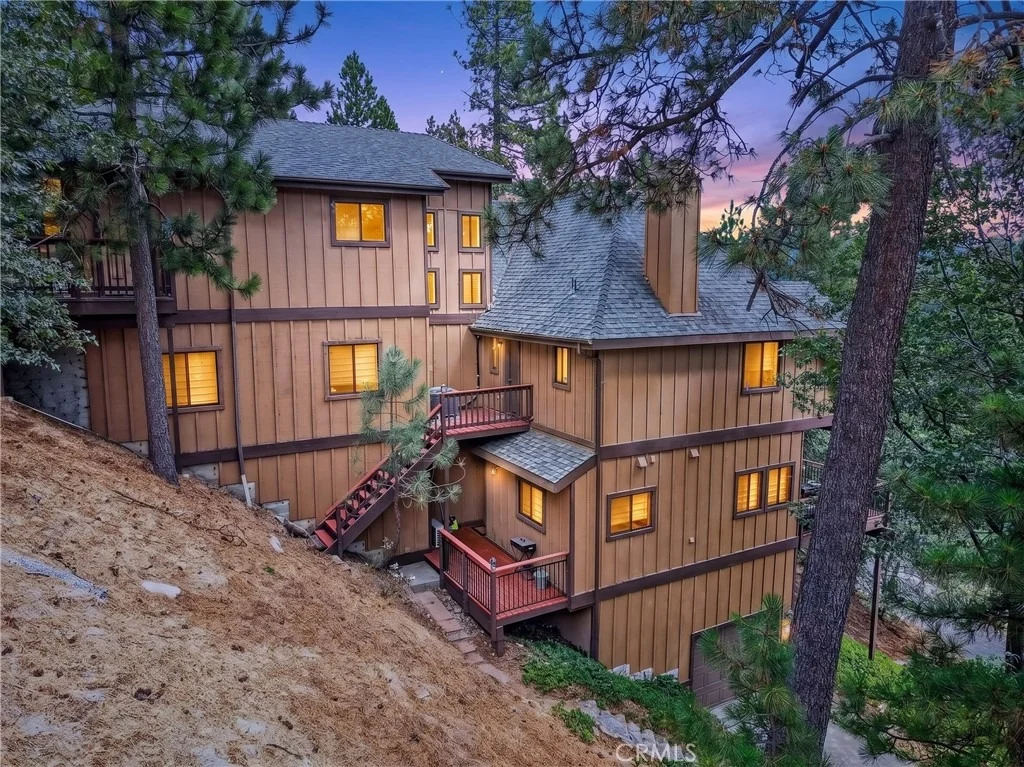 Photo of 27779 West Shore