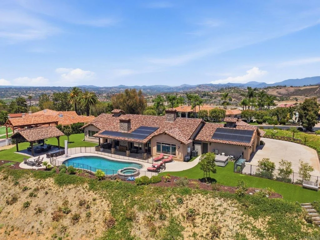 Photo of 31463 Lake Vista Circle