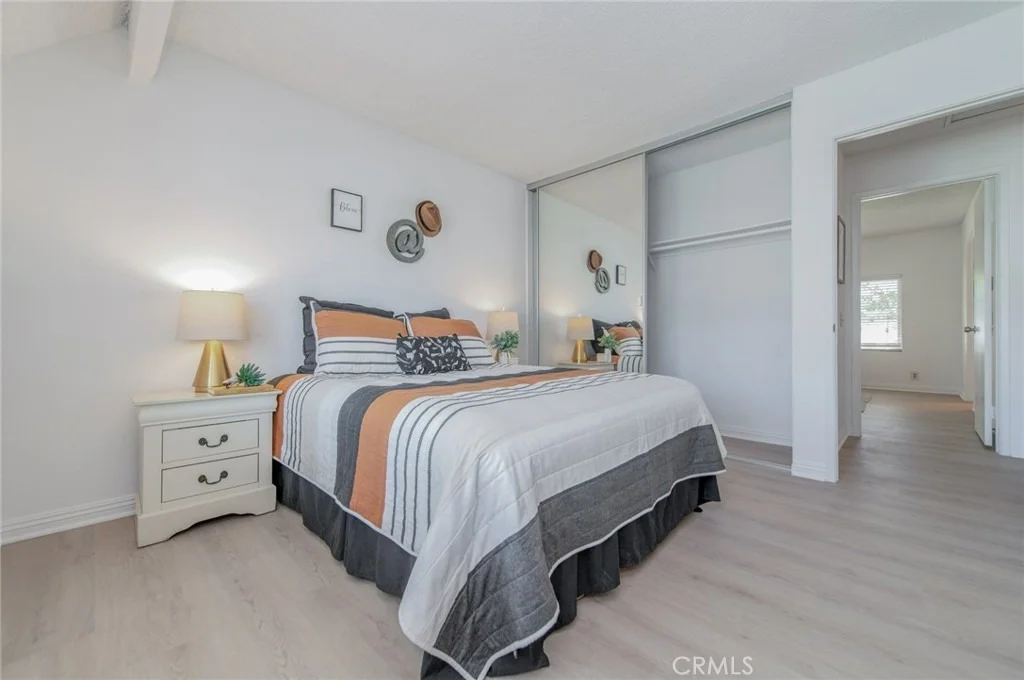 Photo of 44 Fallbrook