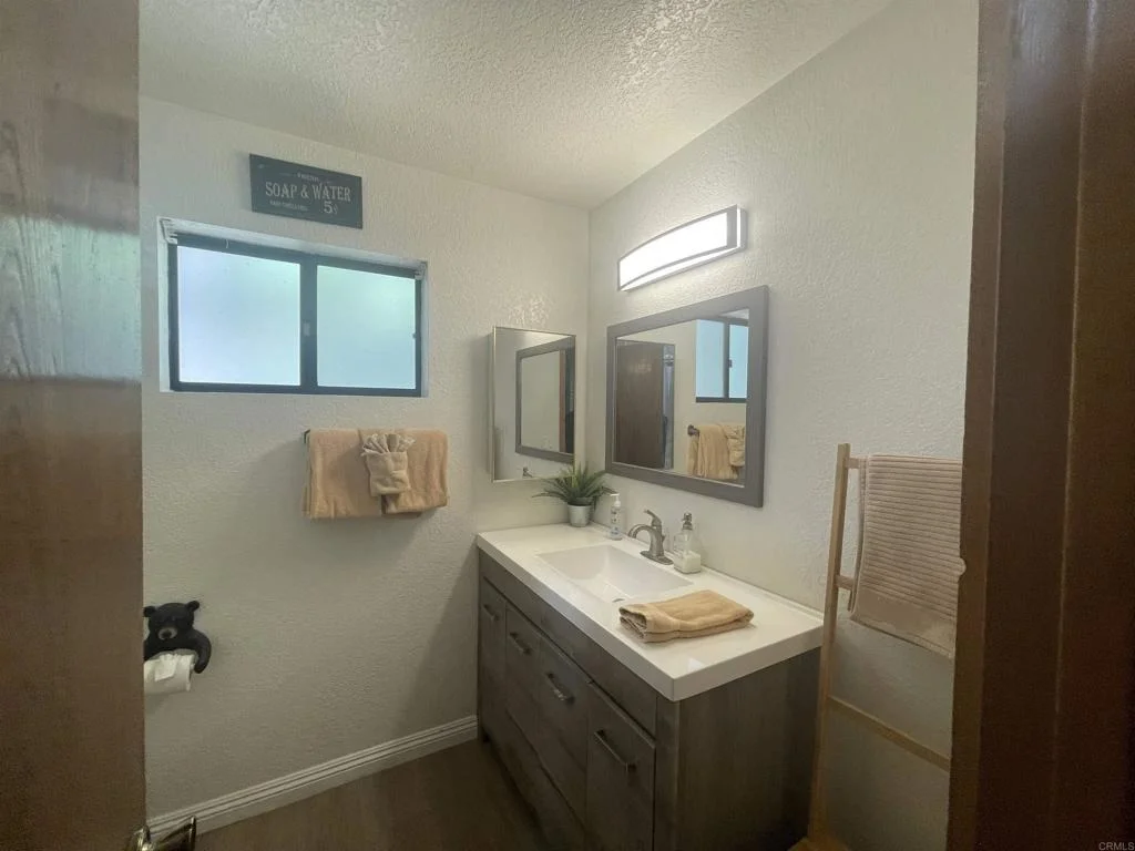 Photo of 42536 Cedar Ave.