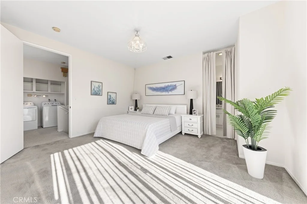 Photo of 1232 Mission Pl