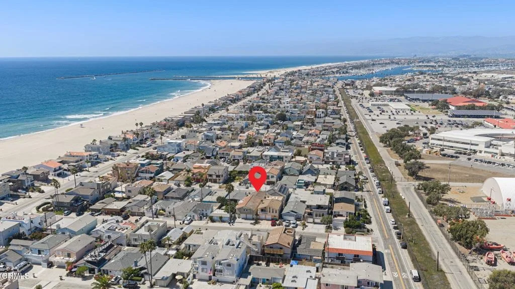 Photo of 136 San Fernando Avenue