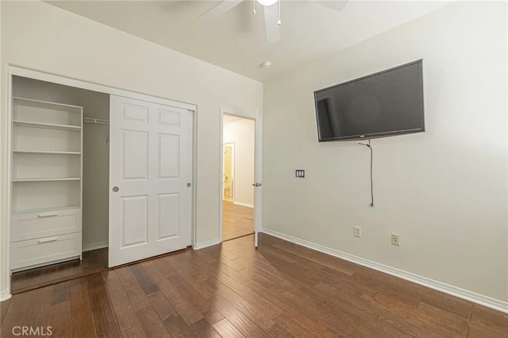 Photo of 40670 Oakbridge Way