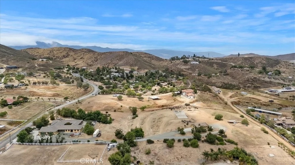 Photo of 16420 Rocky Glen Road