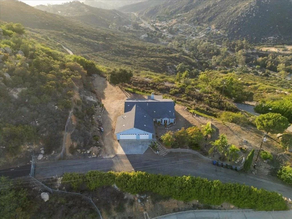 Photo of 800 Alta Lane