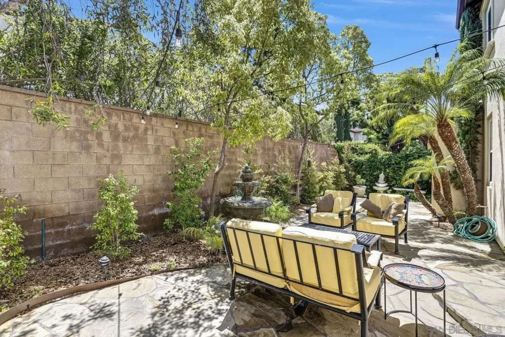 Photo of 86 Canyoncrest