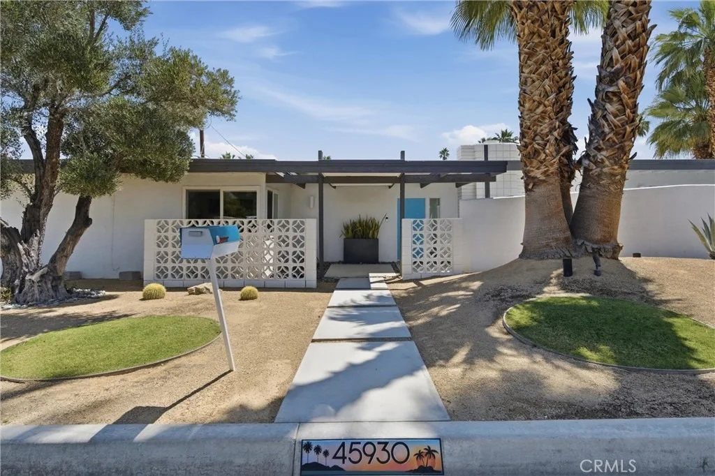 Photo of 45930 Panorama Drive