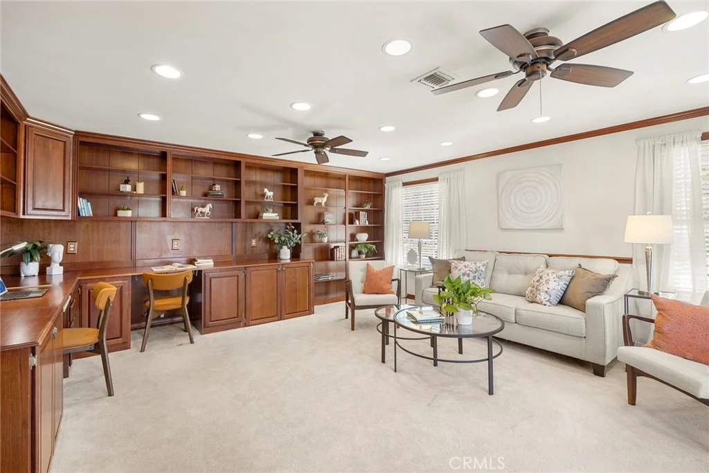 Photo of 1104 Cerritos