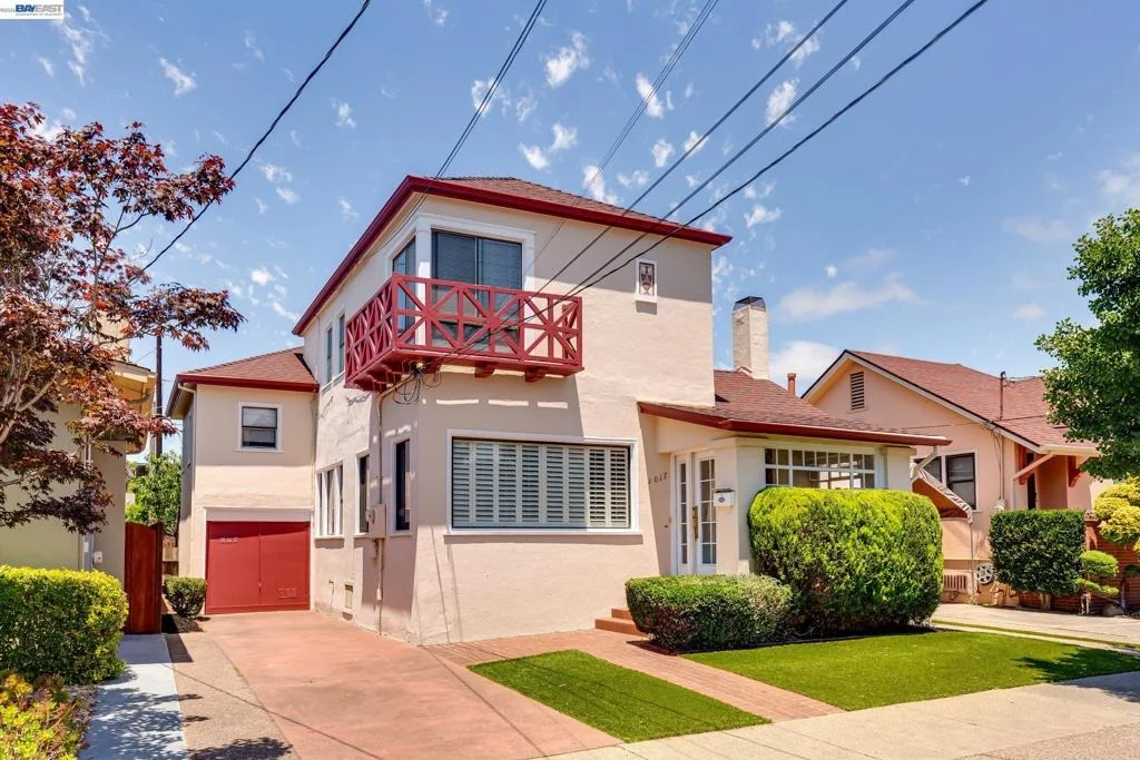 Photo of 1017 Pearl St