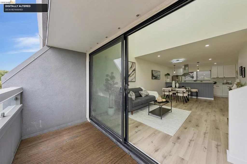 Photo of Unit 207 at 7 Embarcadero West
