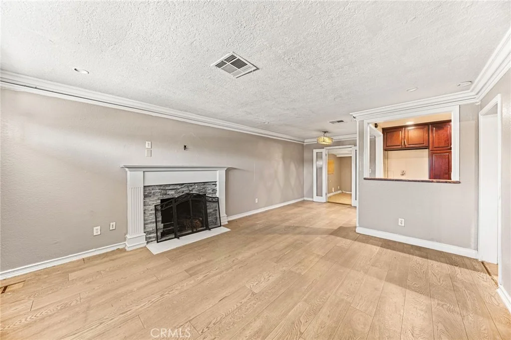 Photo of 440 N Durrell Avenue
