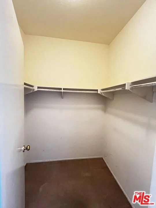 Photo of 27500 Parkside Drive