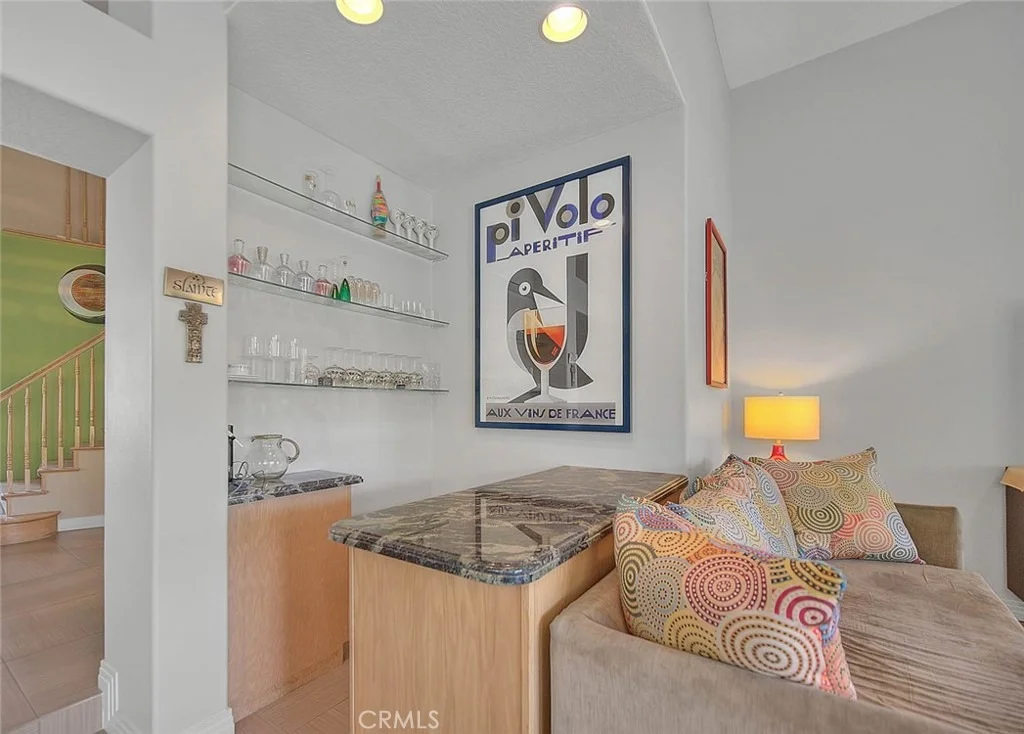 Photo of 16049 Pinnacle