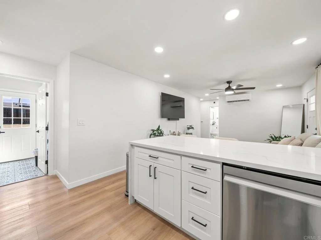 Photo of 9561 Carlton Hills Boulevard