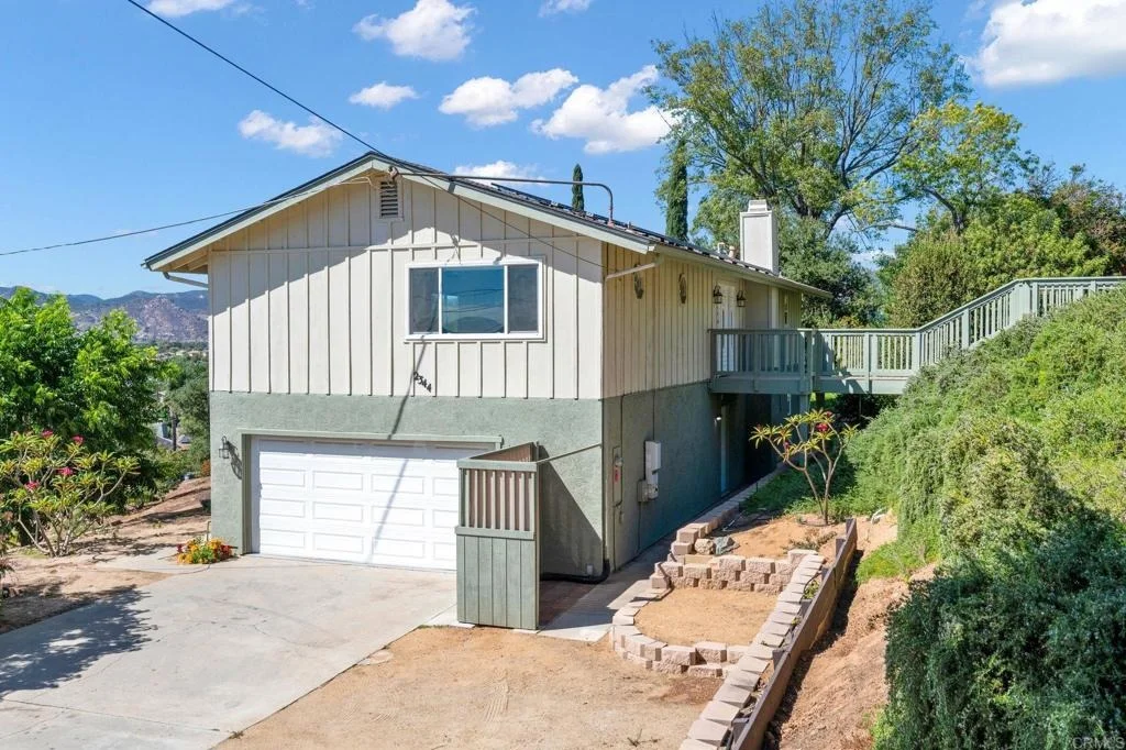 Photo of 2344 Big Pine Road