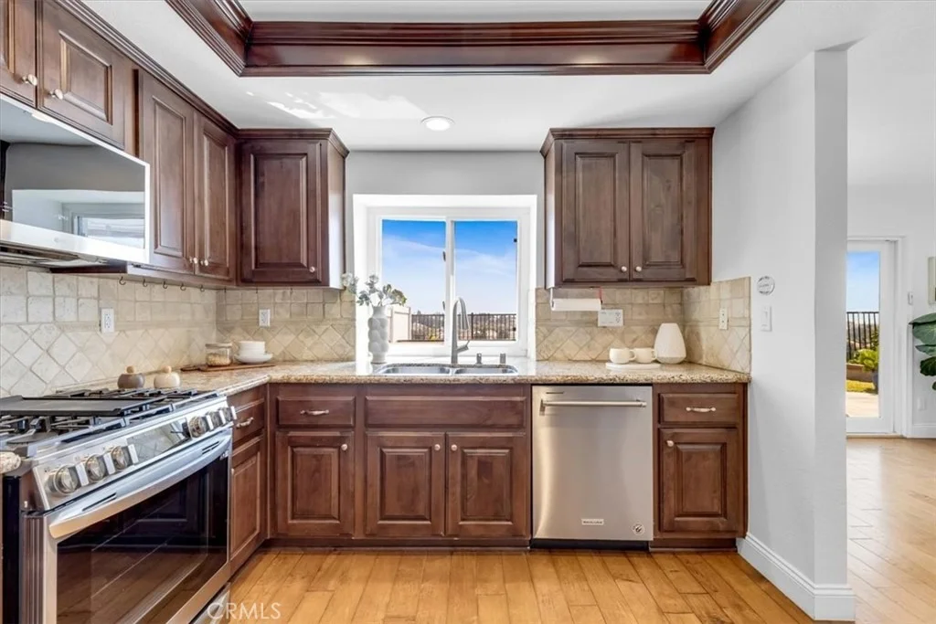 Photo of 20 Hyannis