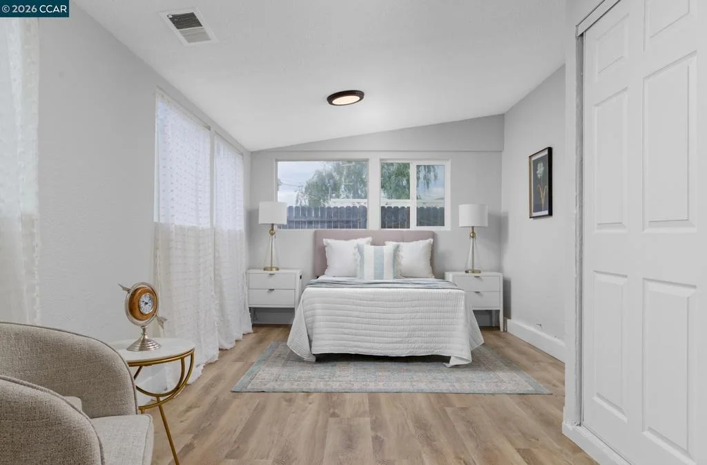 Photo of 103 Cataline Ave