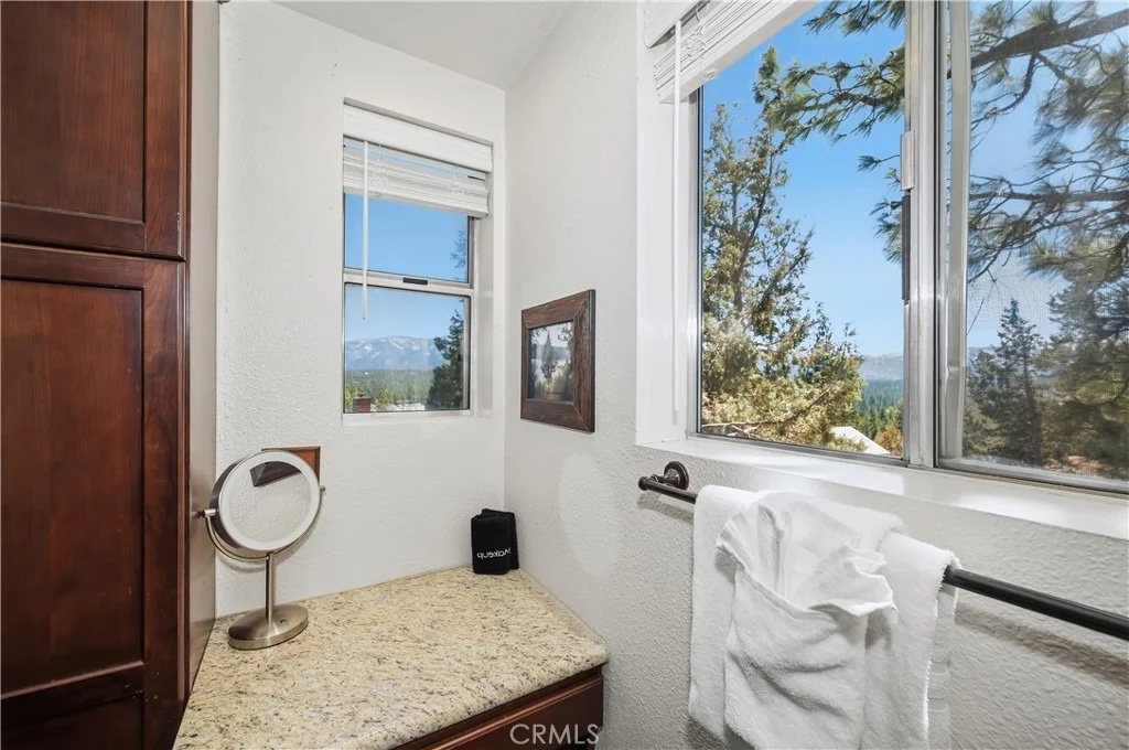 Photo of 1100 Cedar Mountain