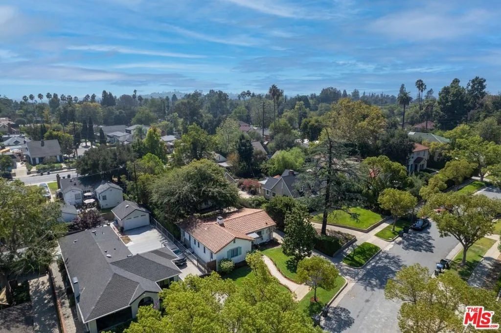 Photo of 150 Arlington Drive