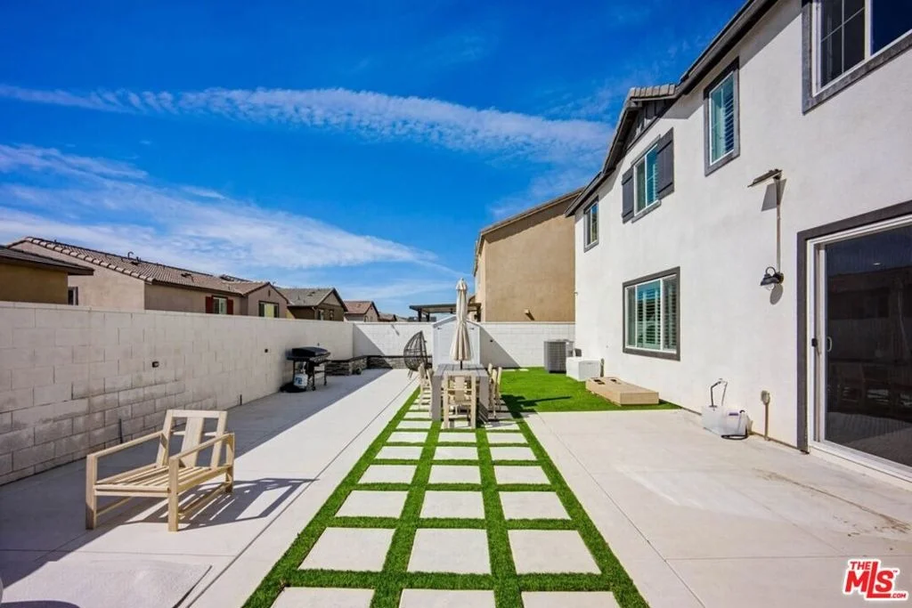 Photo of 16763 Mistletoe Lane