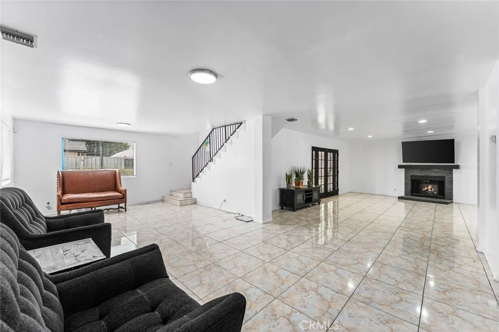 Photo of 7431 Vanalden