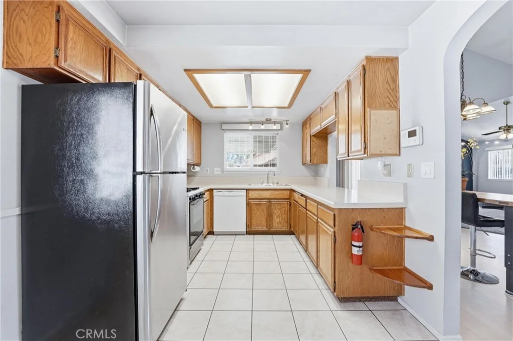 Photo of 2562 Alegre Avenue