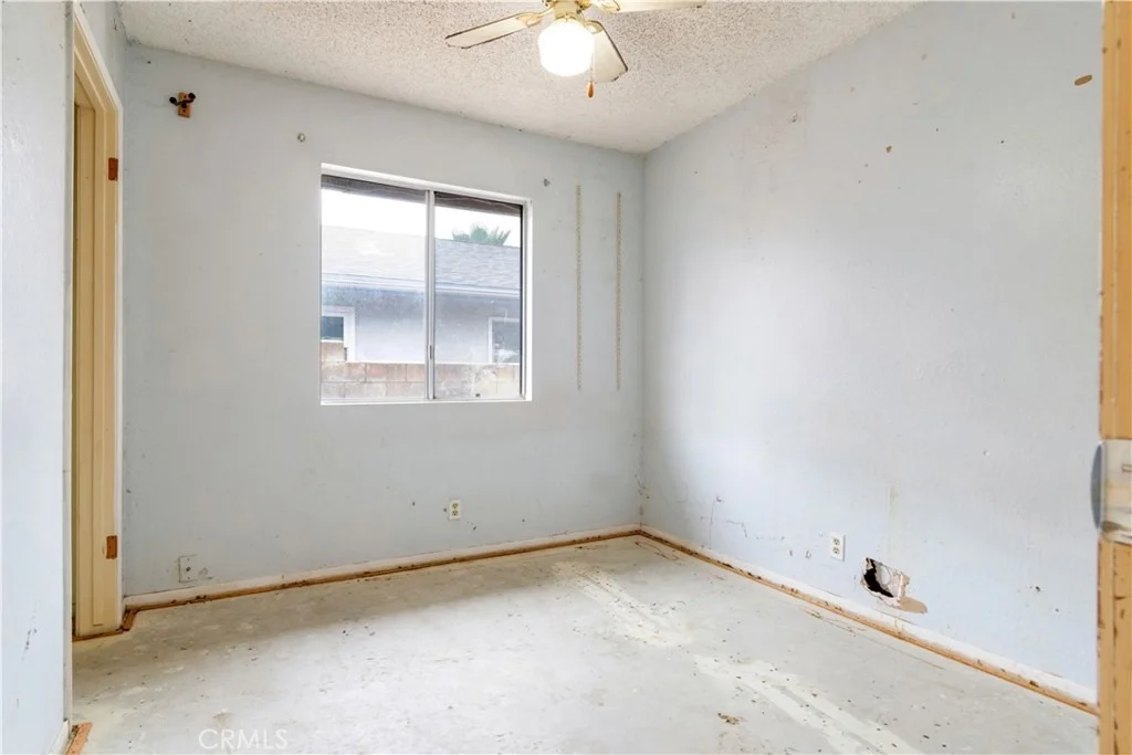 Photo of 1113 Olivine