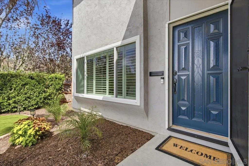 Photo of 6783 Robbins Way