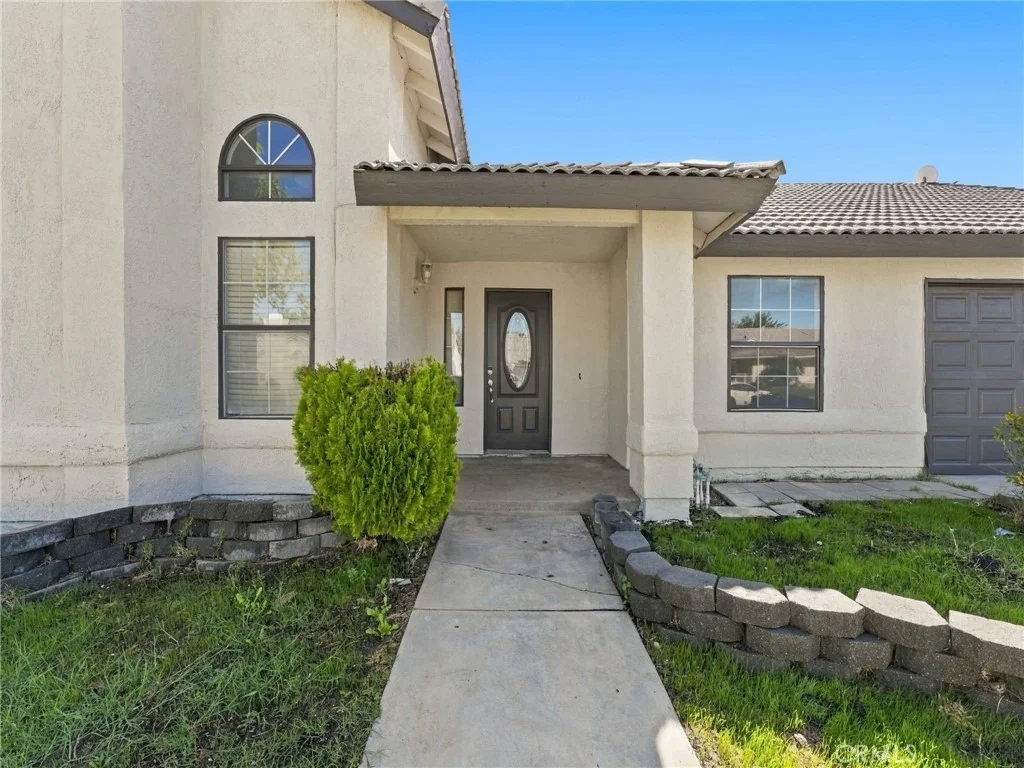 Photo of 37620 Robin Lane