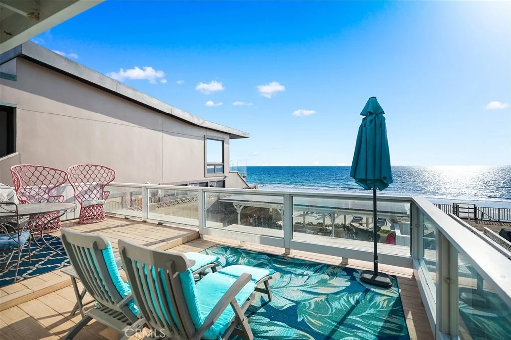 Photo of 35091 Beach Road