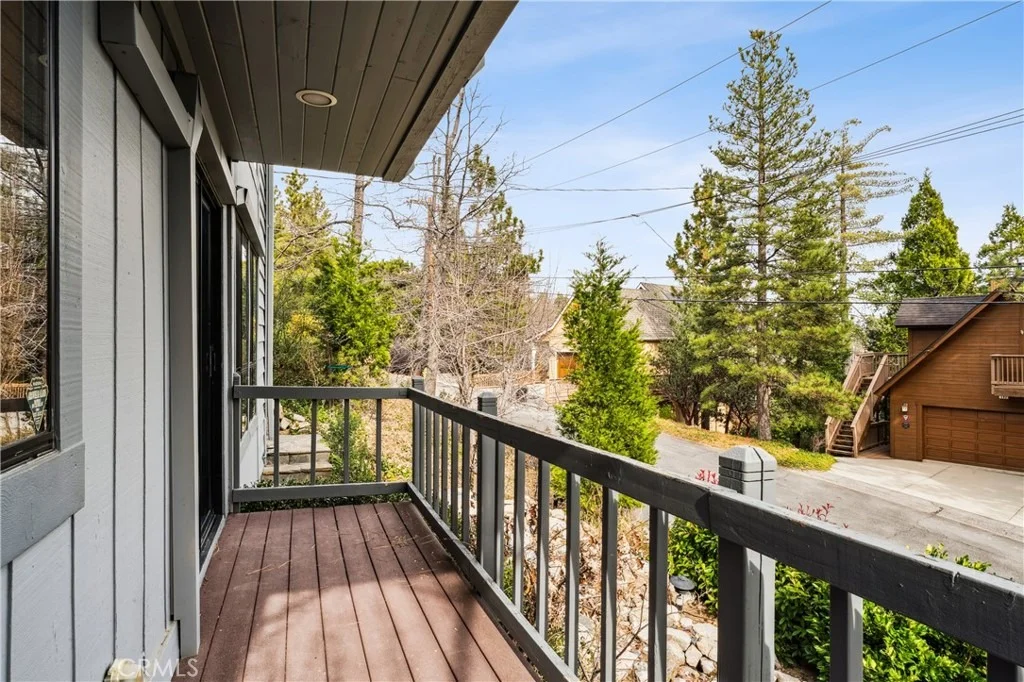 Photo of 892 Nadelhorn Drive
