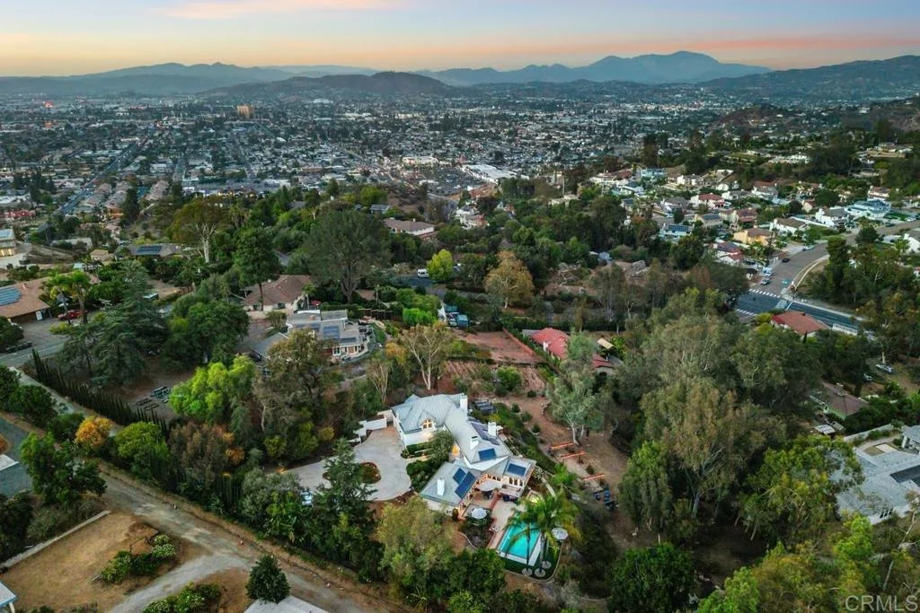 Photo of 5241 Alzeda Drive
