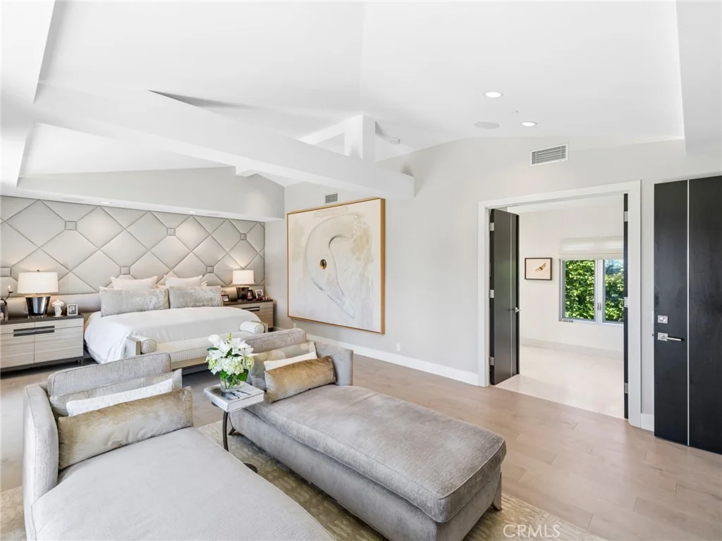 Photo of 820 Emerald Bay