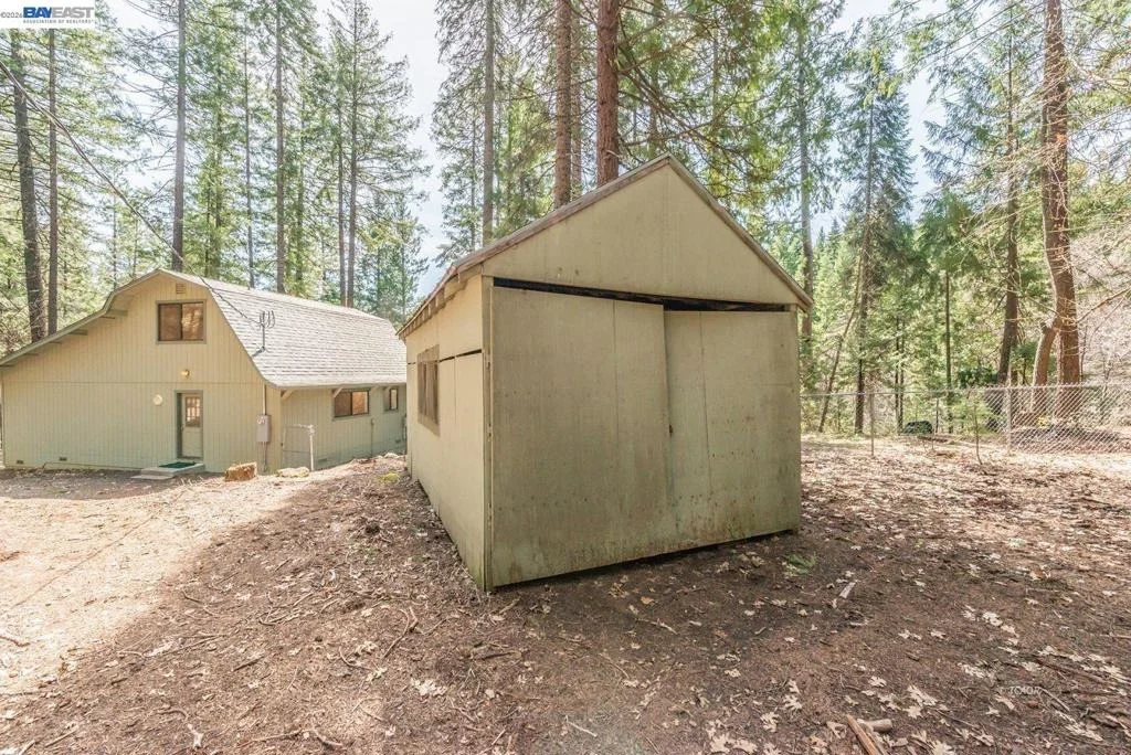 Photo of 121 Mountain Aire Ln