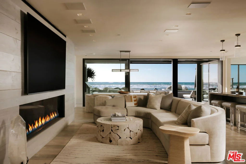 Photo of 3000 Sandy Lane