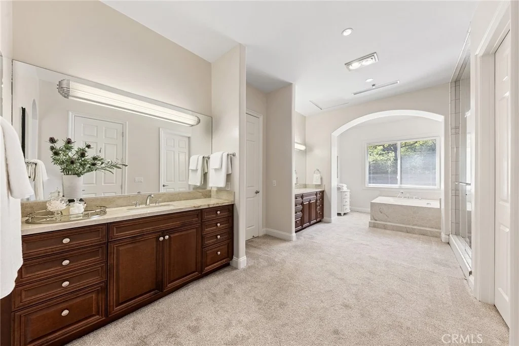 Photo of 689 Leyland Drive