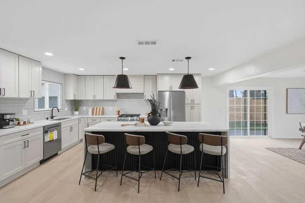 Photo of 3296 Via Bartolo