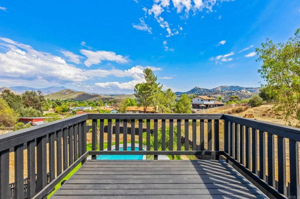 Photo of 16333 Oak Springs Drive