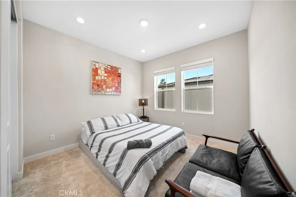 Photo of 151 Fremont