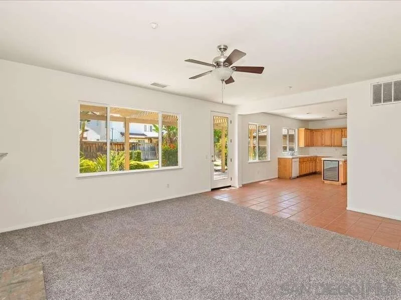Photo of 1586 Silver Cup CT